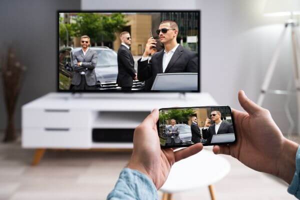 Como conectar o celular na TV